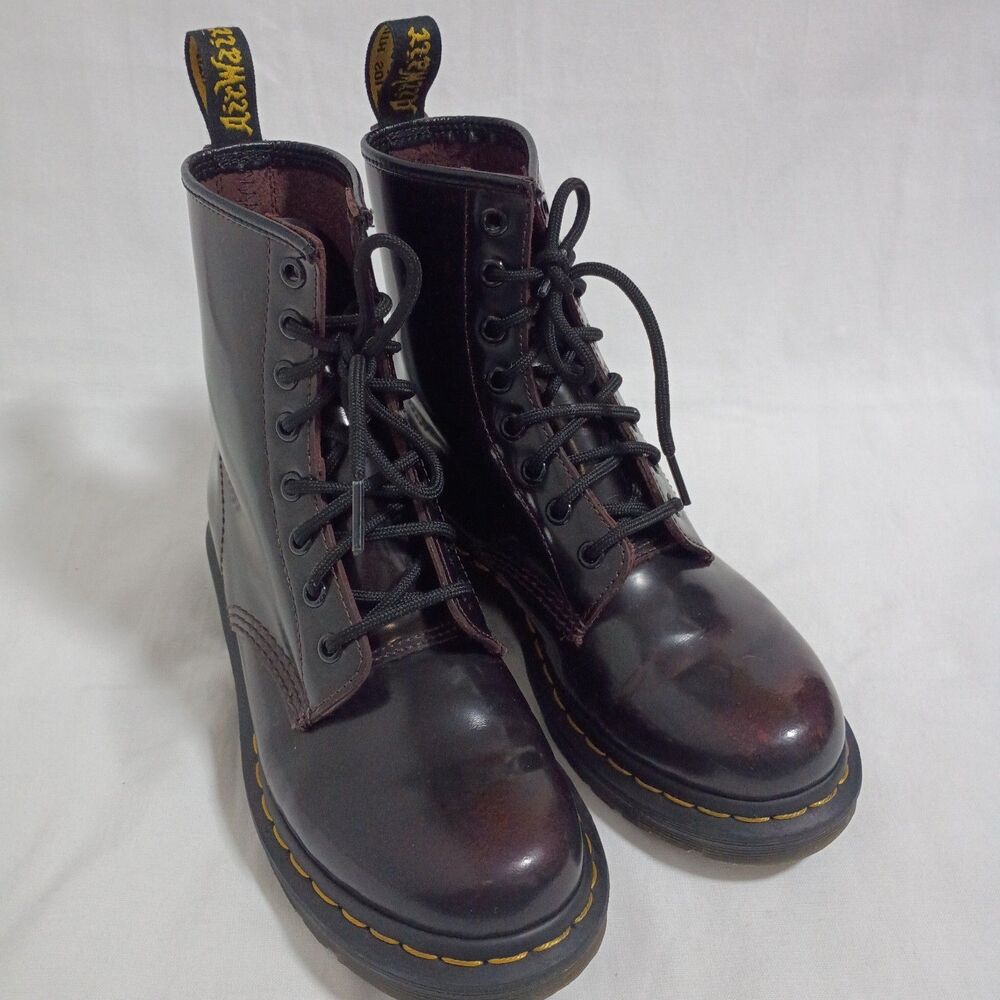 Doc Martens 1460 Women's Original Smooth Leather Lace Up Boots Cherry Size 7US
